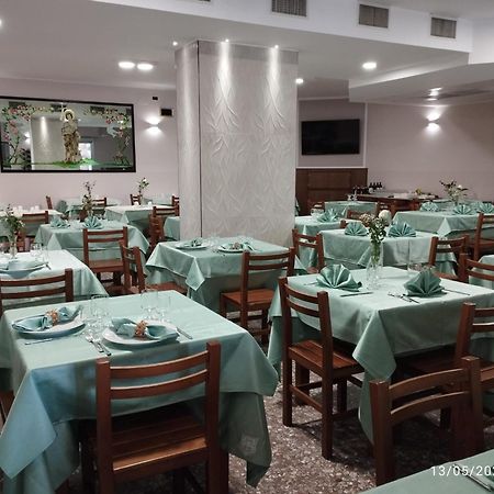 Hotel Ristorante San Giovanni Falerna Εξωτερικό φωτογραφία