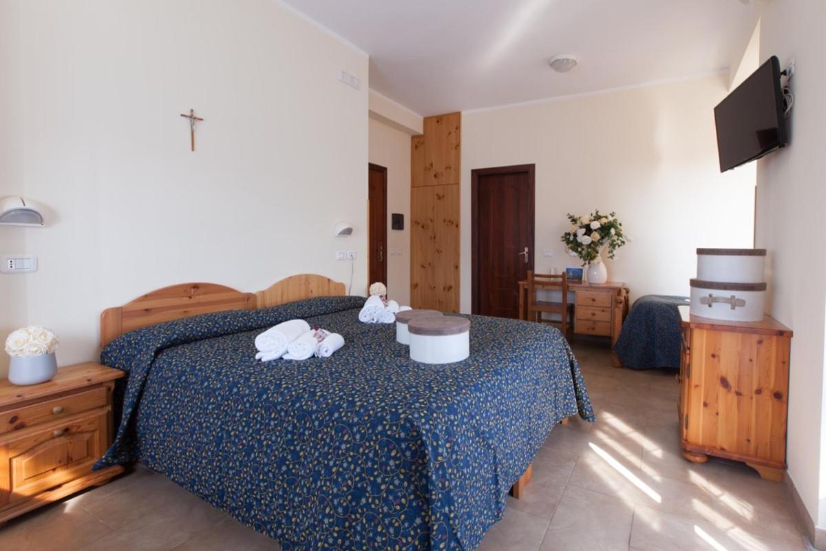 Hotel Ristorante San Giovanni Falerna Εξωτερικό φωτογραφία